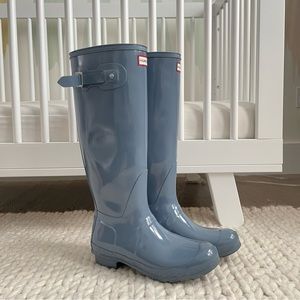 Hunter Women’s Original Tall Gloss Rain Boots Gull Grey 9 M